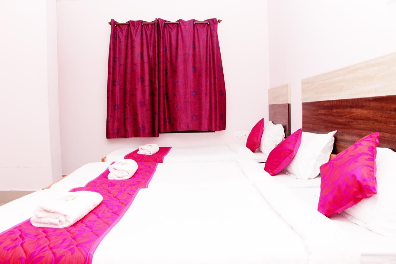 Royal Grand Days Hotel Chennai Exterior photo
